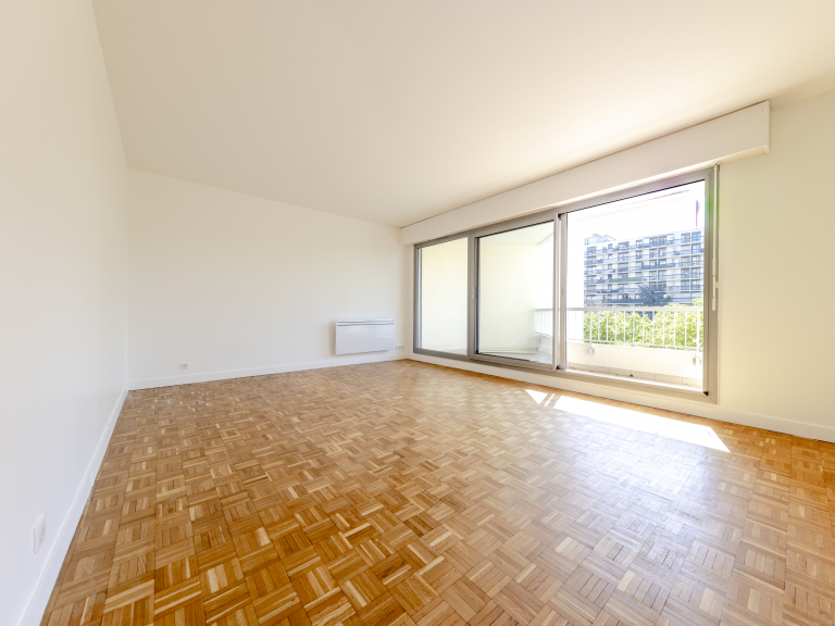 8 avenue Dubonnet à Courbevoie