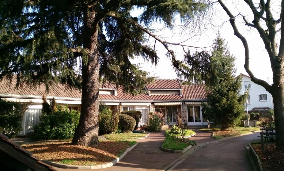 Résidence seniors Albert Caron à Suresnes