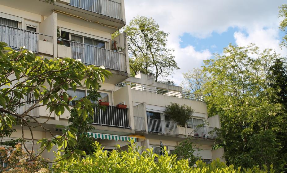 Vue sur les balcons de la résidence