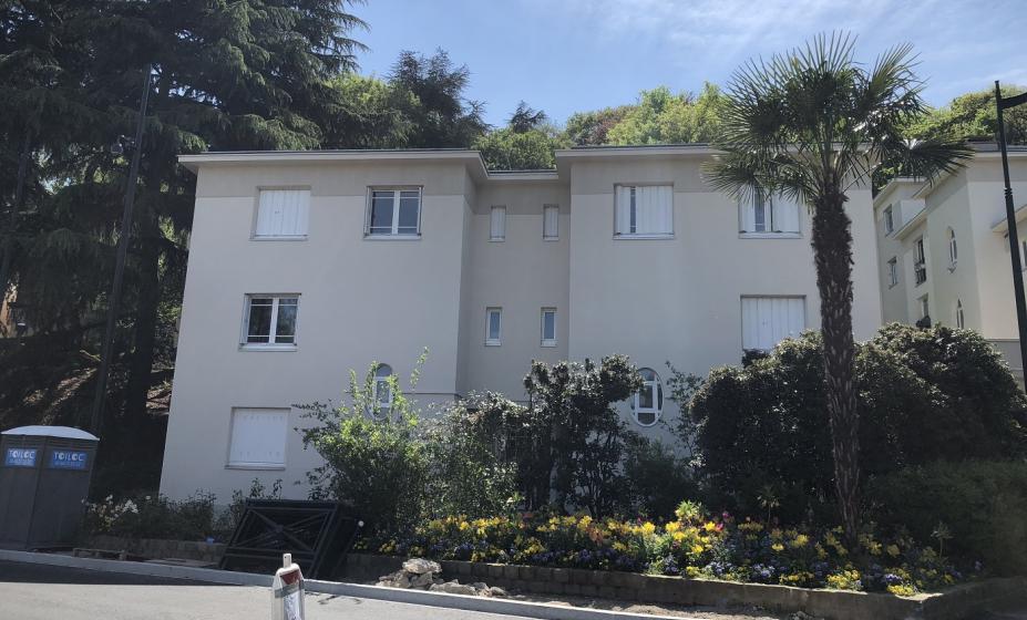 Le Plessis-Robinson : vente d’un appartement duplex de type F4 sis 36 avenue de la République d’une surface carrez de 98,85m²