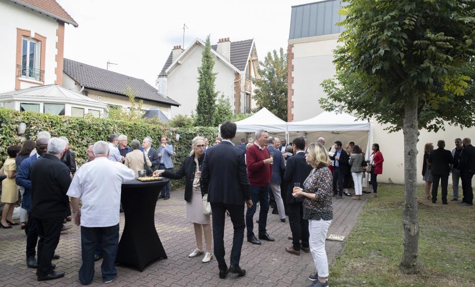 Cocktail d’inauguration de la Direction territoriale Boucle Nord de Seine à Bois-Colombes en présence de nombreux élus, représentants des locataires, collaborateurs et riverains - Crédit photo Christophe Bertolin - IP3 Press©