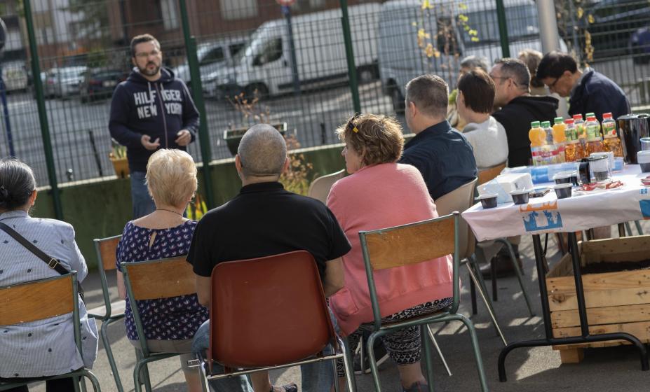 Café des locataires, résidence Guy Moquet à Clichy