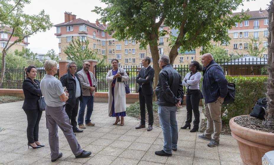 Visite du foyer Saint Pierre à Suresnes - Photo Christophe Bertolin