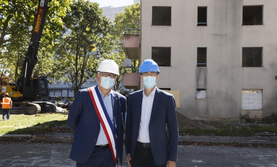 Laurent Vastel, maire de Fontenay-aux-Roses et Damien Vanoverschelde, directeur général de Hauts-de-Seine Habitat - Photo : Christophe Bertolin - IP3 Press
