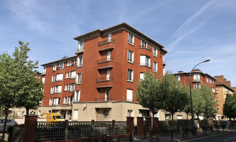 Bâtiment situé au 82 avenue de la Fouilleuse, Suresnes